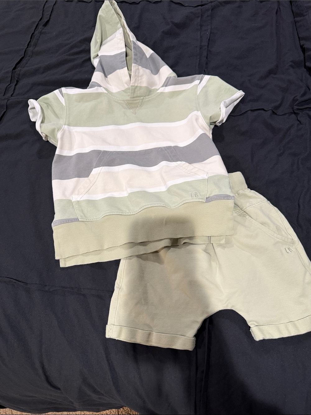 Little bipsy short sleeve sweatshirt and shorts